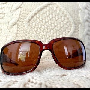 Women’s Costa Isabela sunglasses